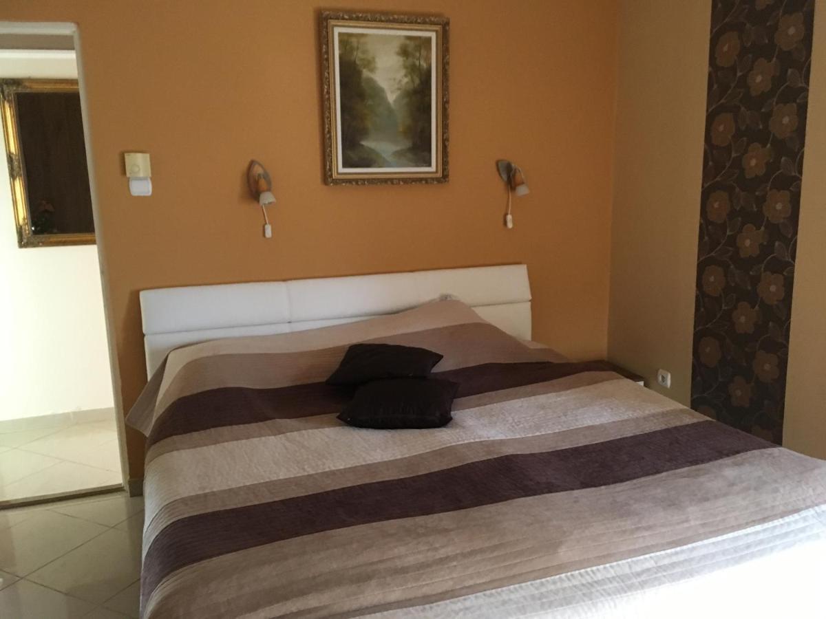 Gruber Apartman Siófok Buitenkant foto