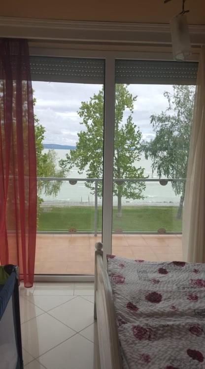 Gruber Apartman Siófok Buitenkant foto
